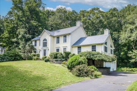 241 Stonegate Drive Southbury CT 06488