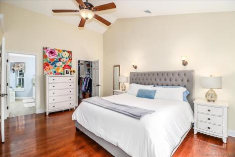 241 Stonegate Drive Southbury CT 06488
