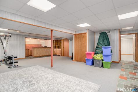 8 Woodridge Lane New Fairfield CT 06812