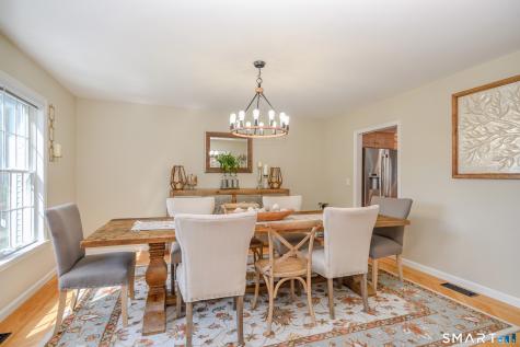 8 Woodridge Lane New Fairfield CT 06812