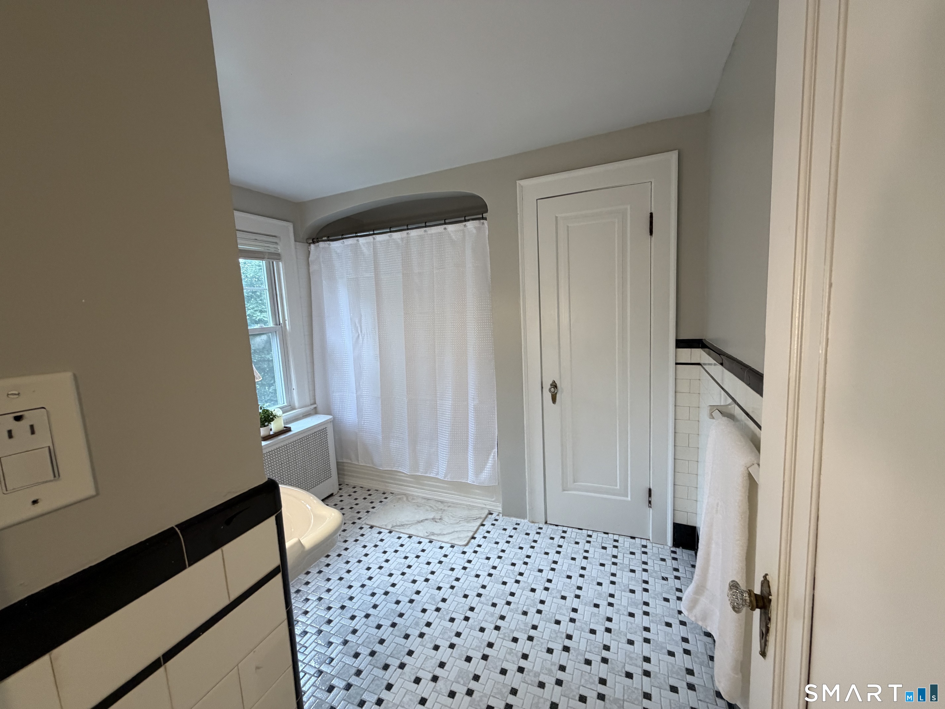89 Shelton Avenue Shelton CT 06484