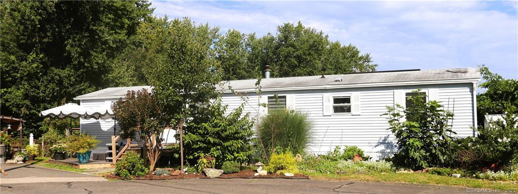 82 Cheyenne Road East Hartford CT 06118