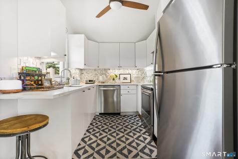 53 Maple Street Darien CT 06820