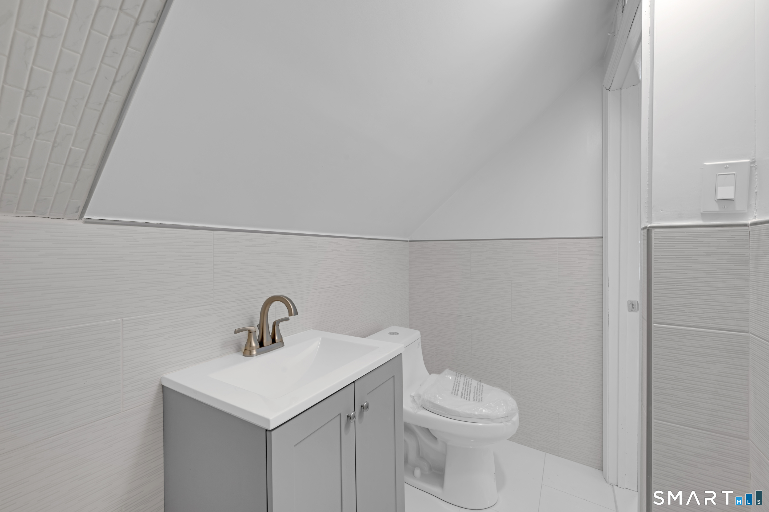 254 Broad Street Norwich CT 06360