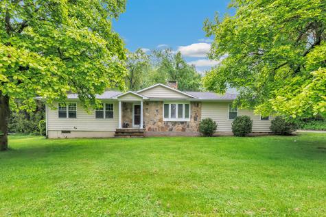 20 North Meadowridge Drive Shelton CT 06484