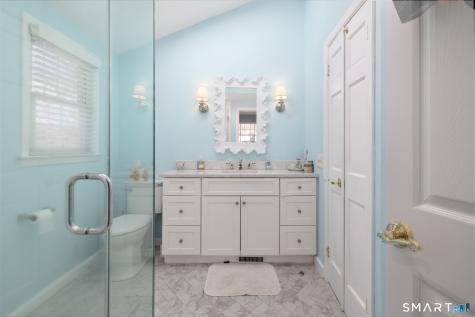 223 Carriage Drive Middlebury CT 06762