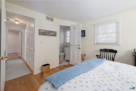 223 Carriage Drive Middlebury CT 06762