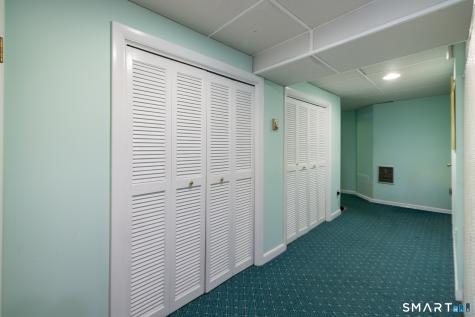 223 Carriage Drive Middlebury CT 06762