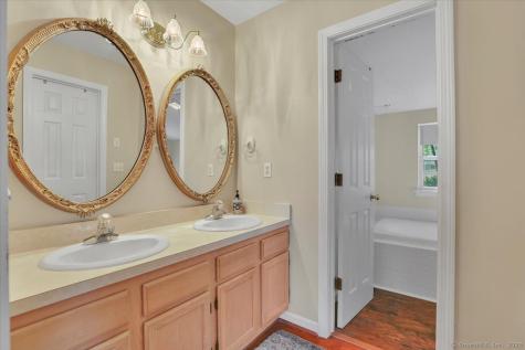 101 Morning Glory Drive Middletown CT 06457
