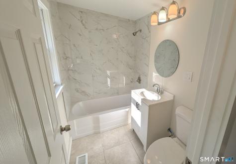 292 Old Colchester Road Montville CT 06382