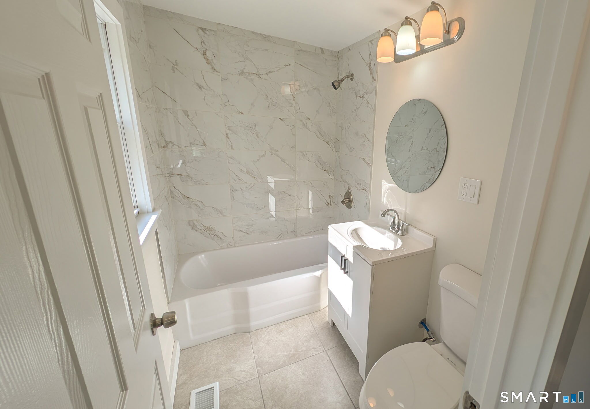 292 Old Colchester Road Montville CT 06382