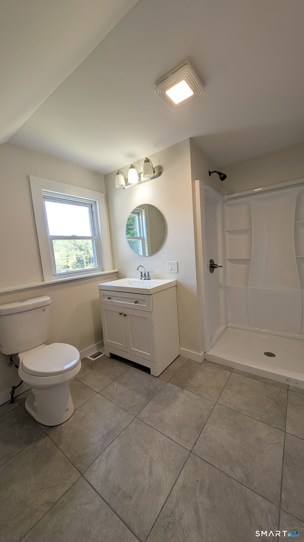 292 Old Colchester Road Montville CT 06382
