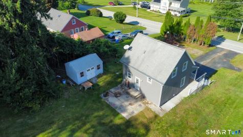 292 Old Colchester Road Montville CT 06382