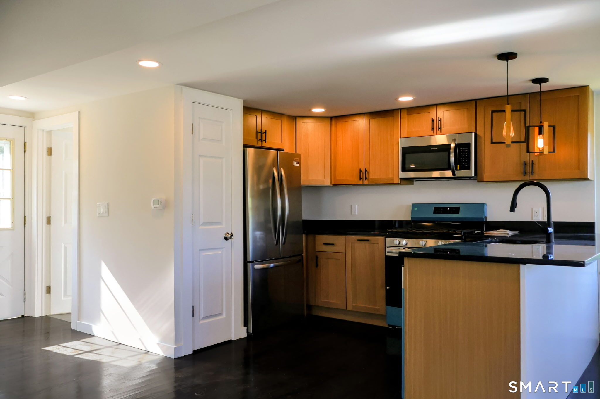 292 Old Colchester Road Montville CT 06382