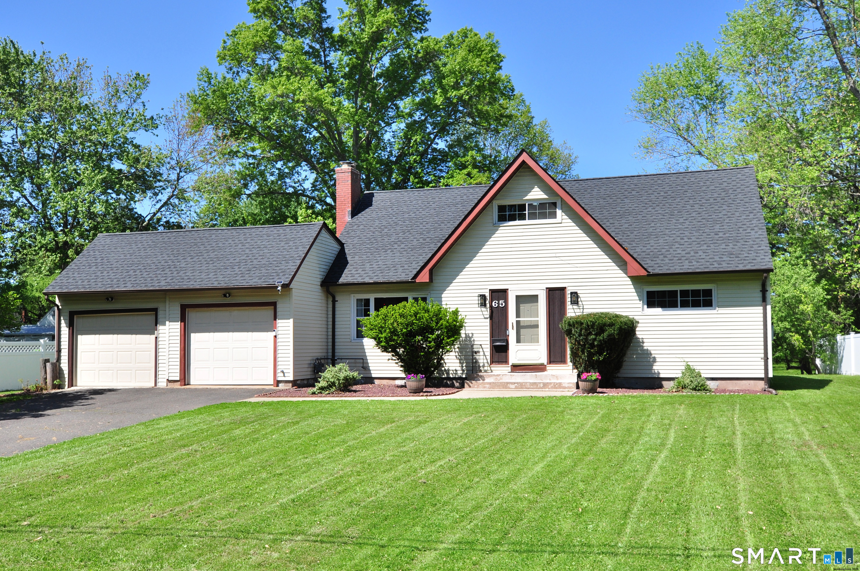 65 Seminole Circle West Hartford CT 06117
