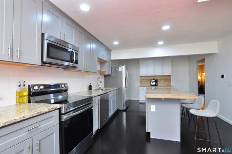 65 Seminole Circle West Hartford CT 06117
