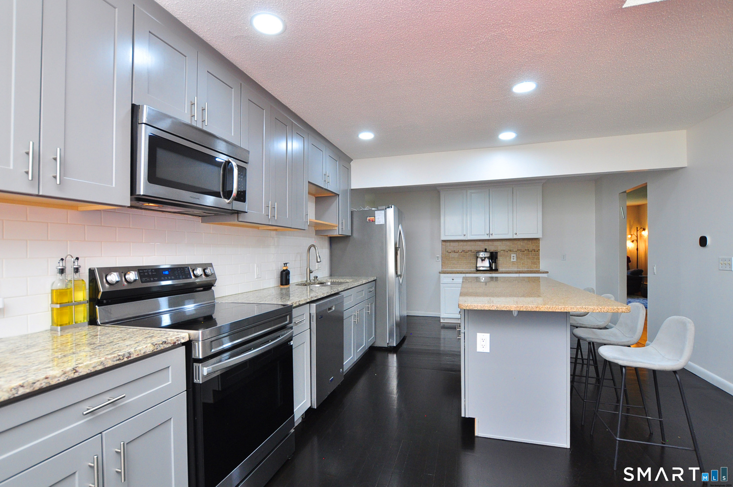 65 Seminole Circle West Hartford CT 06117