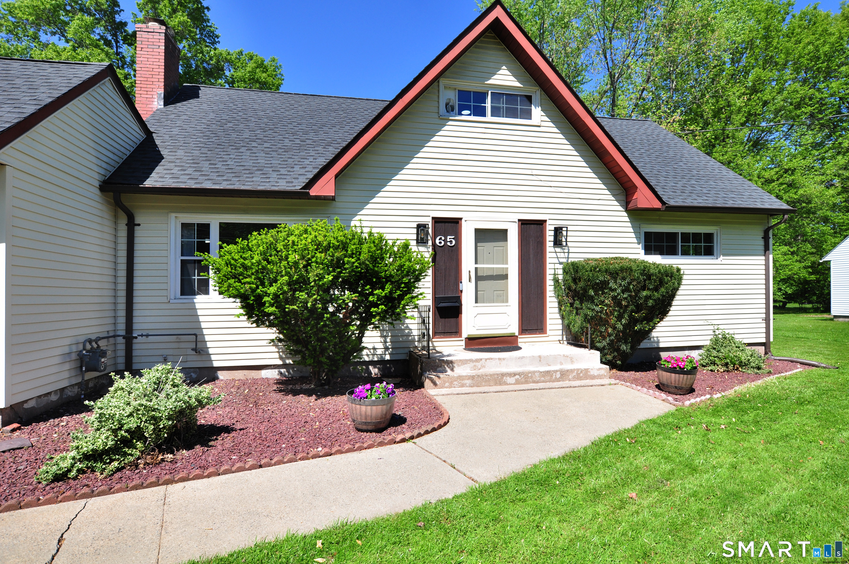 65 Seminole Circle West Hartford CT 06117
