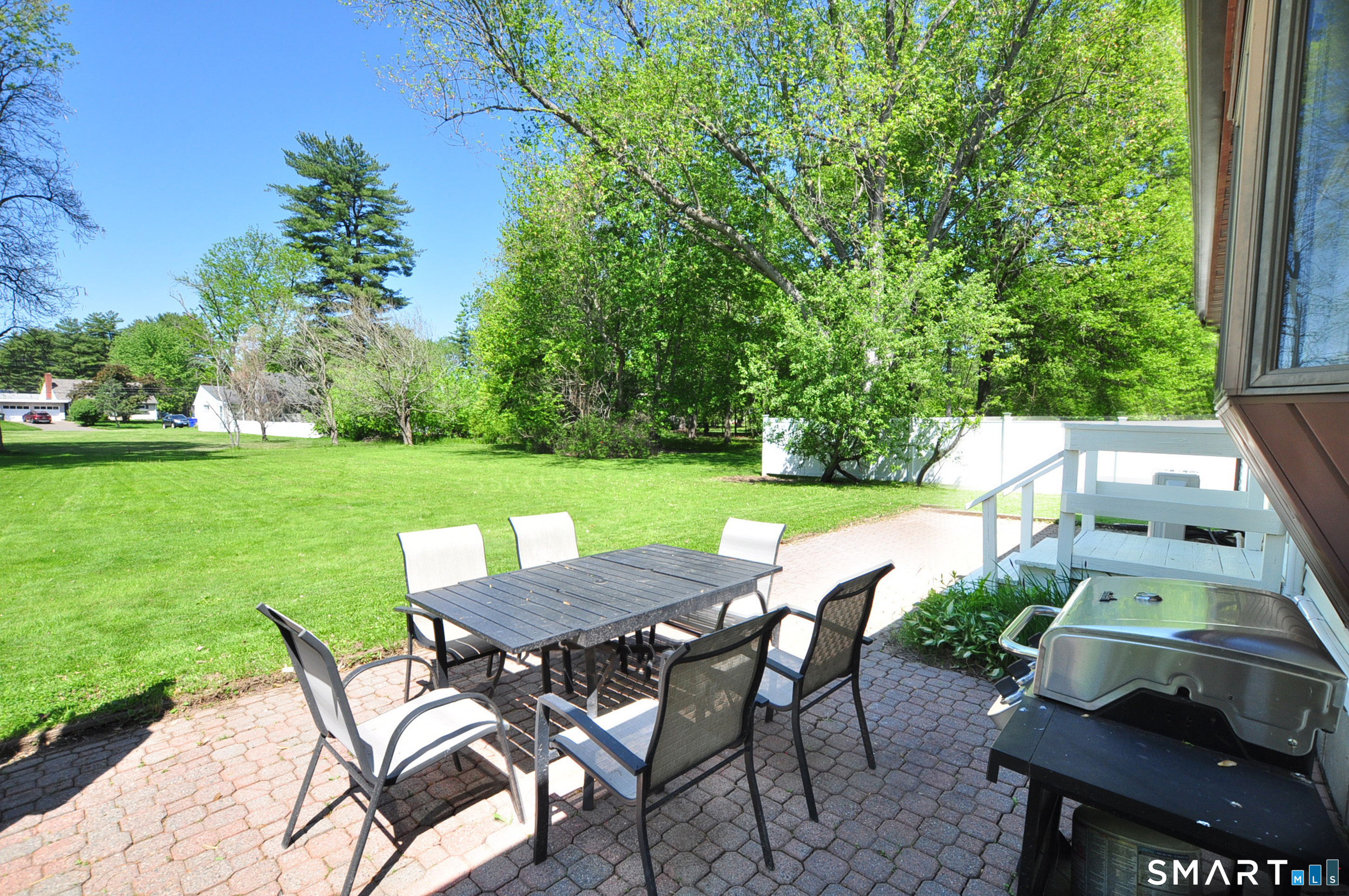 65 Seminole Circle West Hartford CT 06117