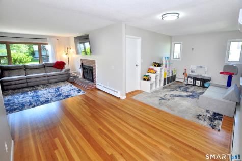 65 Seminole Circle West Hartford CT 06117