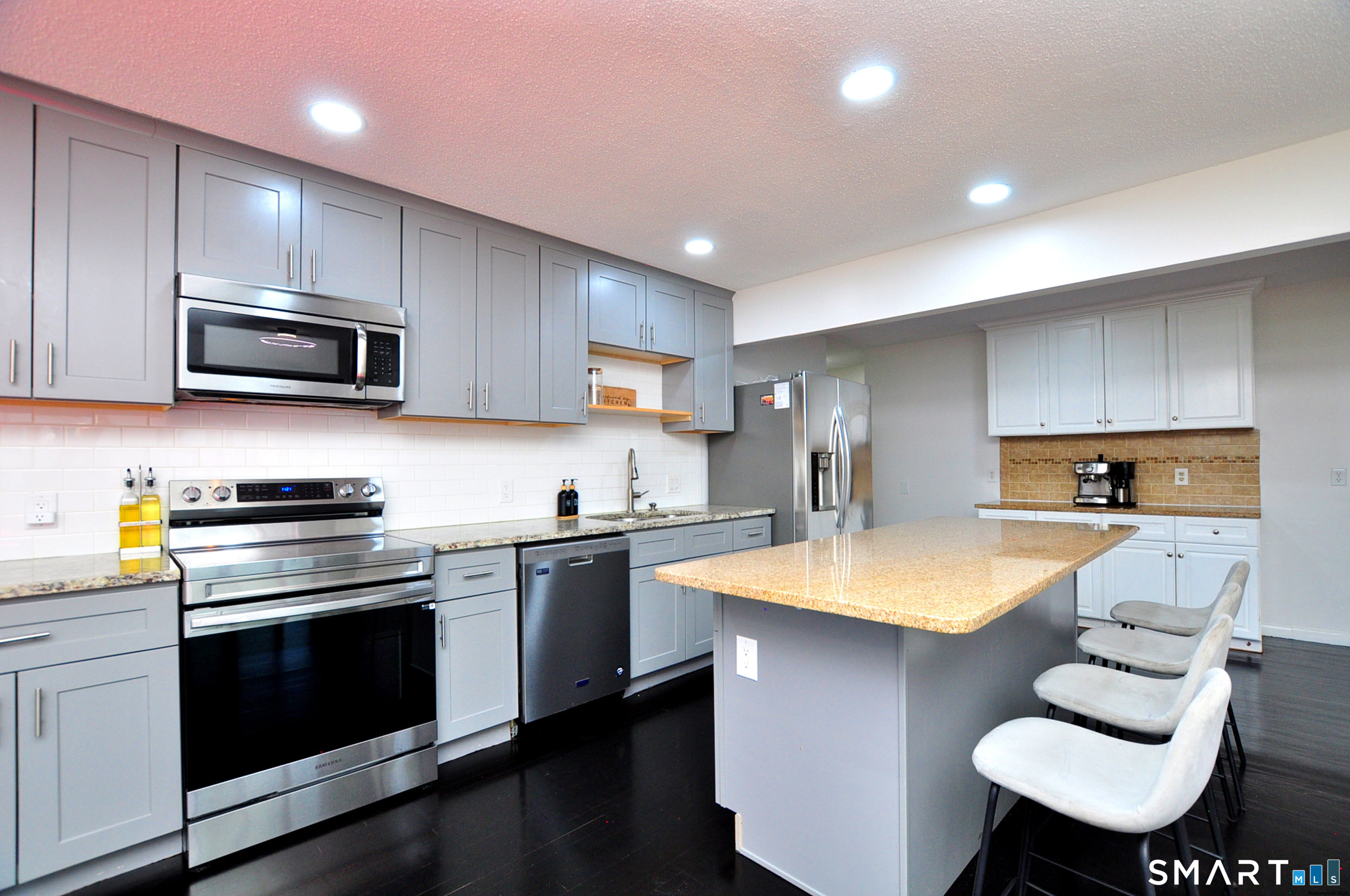 65 Seminole Circle West Hartford CT 06117