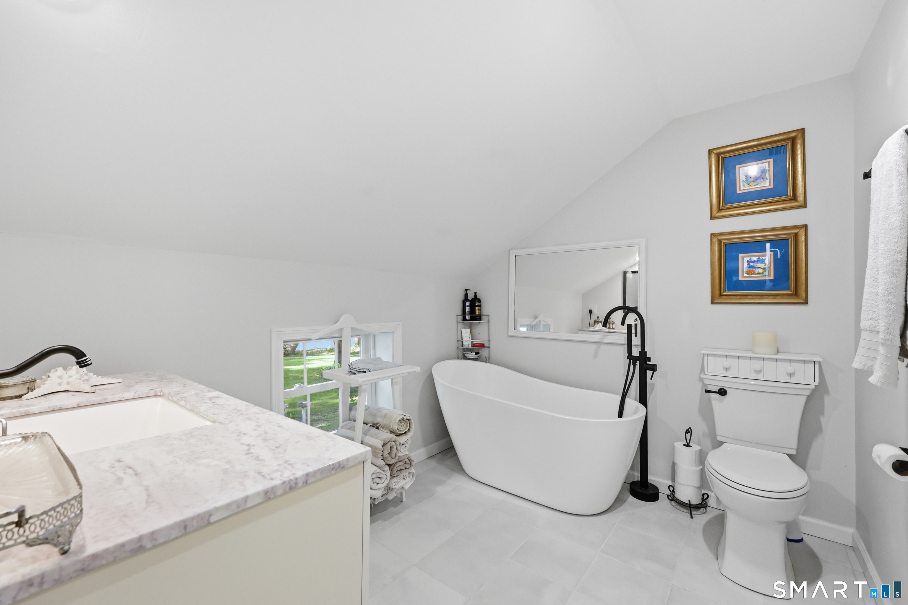 20 Harris Road Avon CT 06001