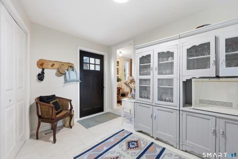 20 Harris Road Avon CT 06001