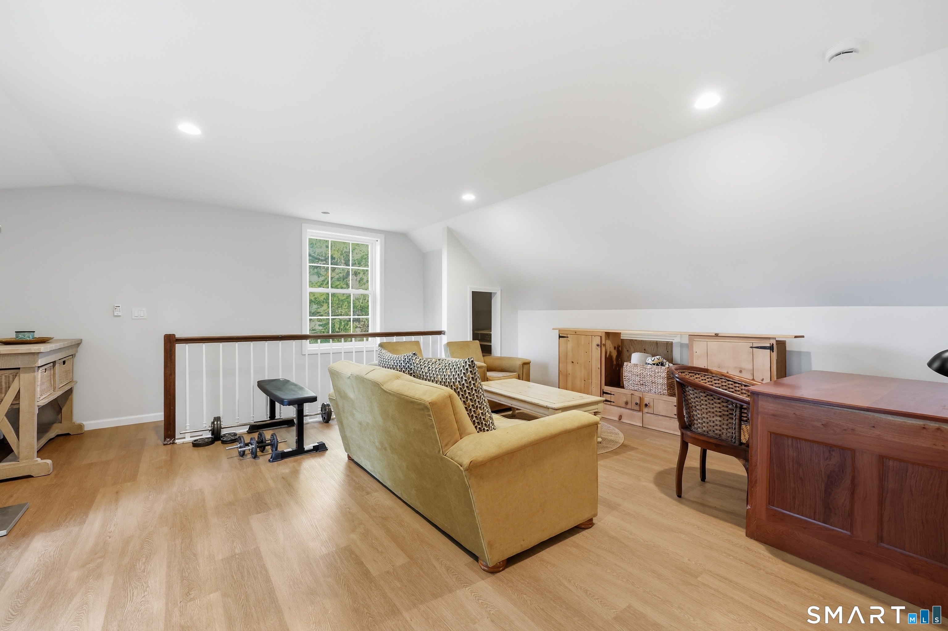 20 Harris Road Avon CT 06001