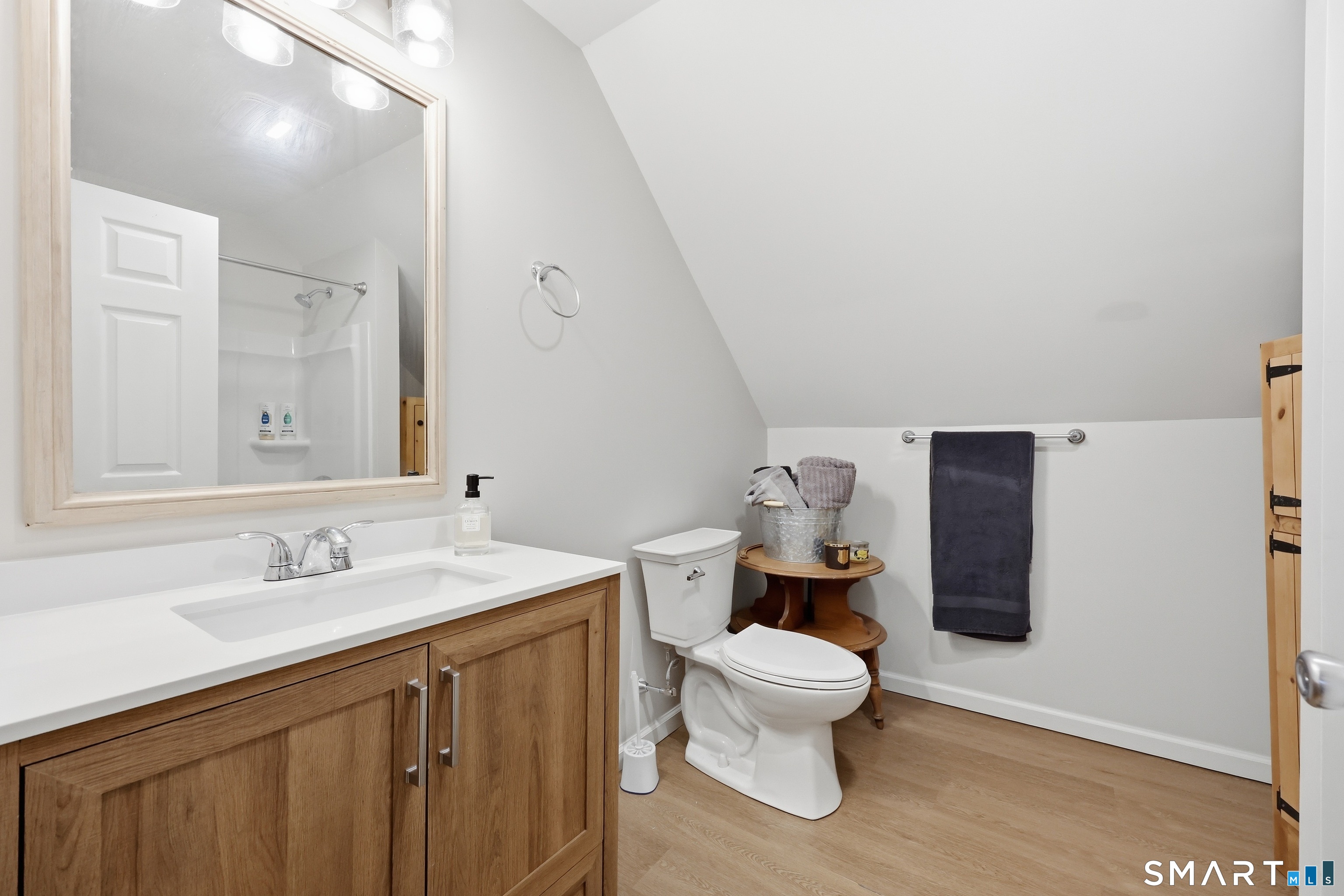 20 Harris Road Avon CT 06001