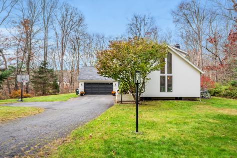 25 South Stonybrook Drive Marlborough CT 06447