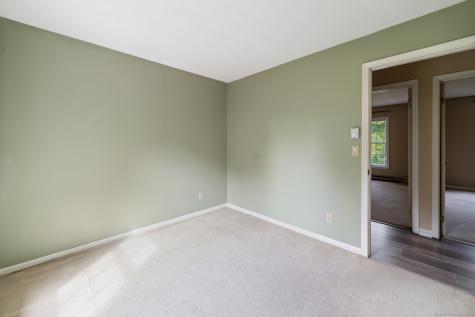 31 Mcveigh Road Woodbury CT 06798