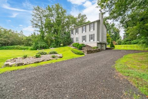 31 Mcveigh Road Woodbury CT 06798