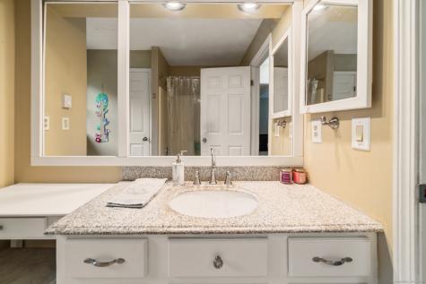 31 Mcveigh Road Woodbury CT 06798