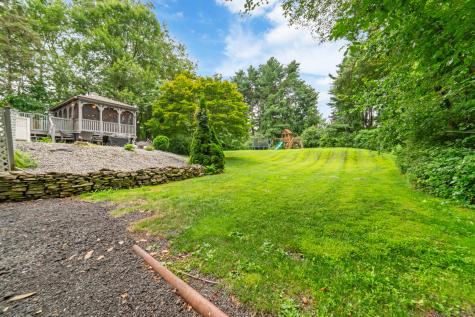 31 Mcveigh Road Woodbury CT 06798