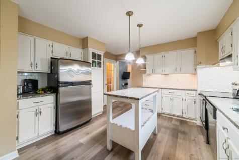 31 Mcveigh Road Woodbury CT 06798