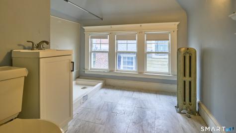 181 Buckingham Street Waterbury CT 06710