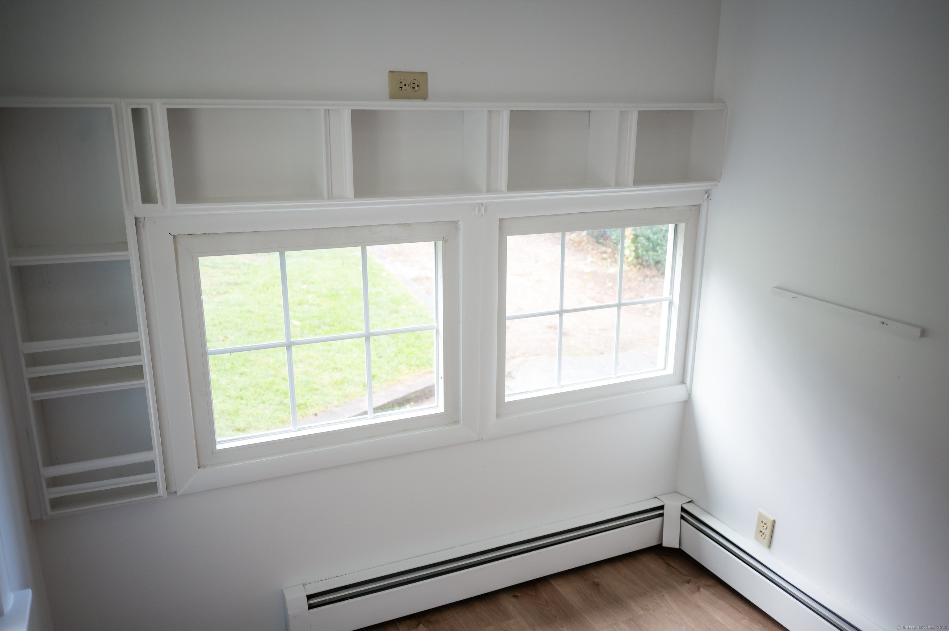 10 Eli Yale Terrace Branford CT 06405