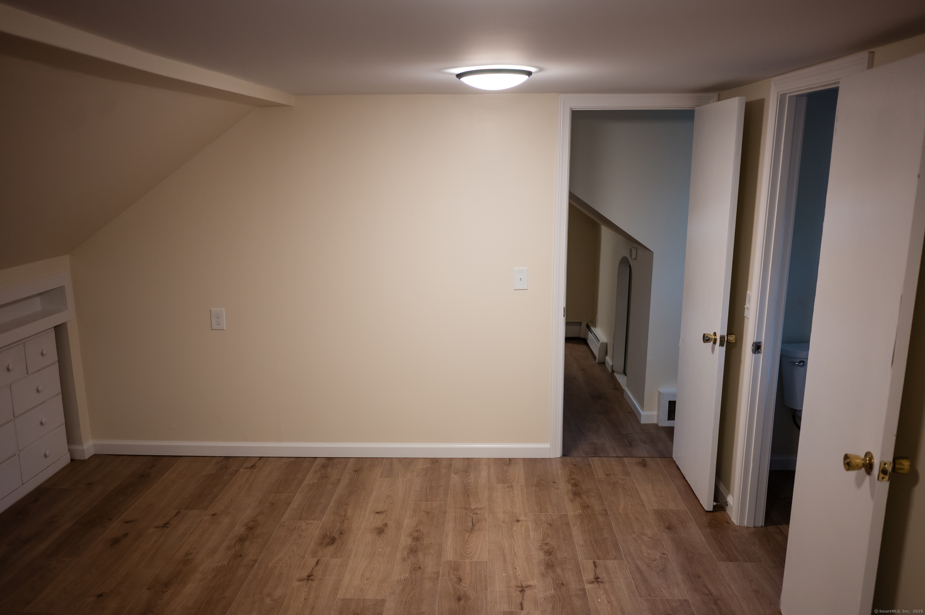 10 Eli Yale Terrace Branford CT 06405