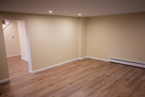 10 Eli Yale Terrace Branford CT 06405