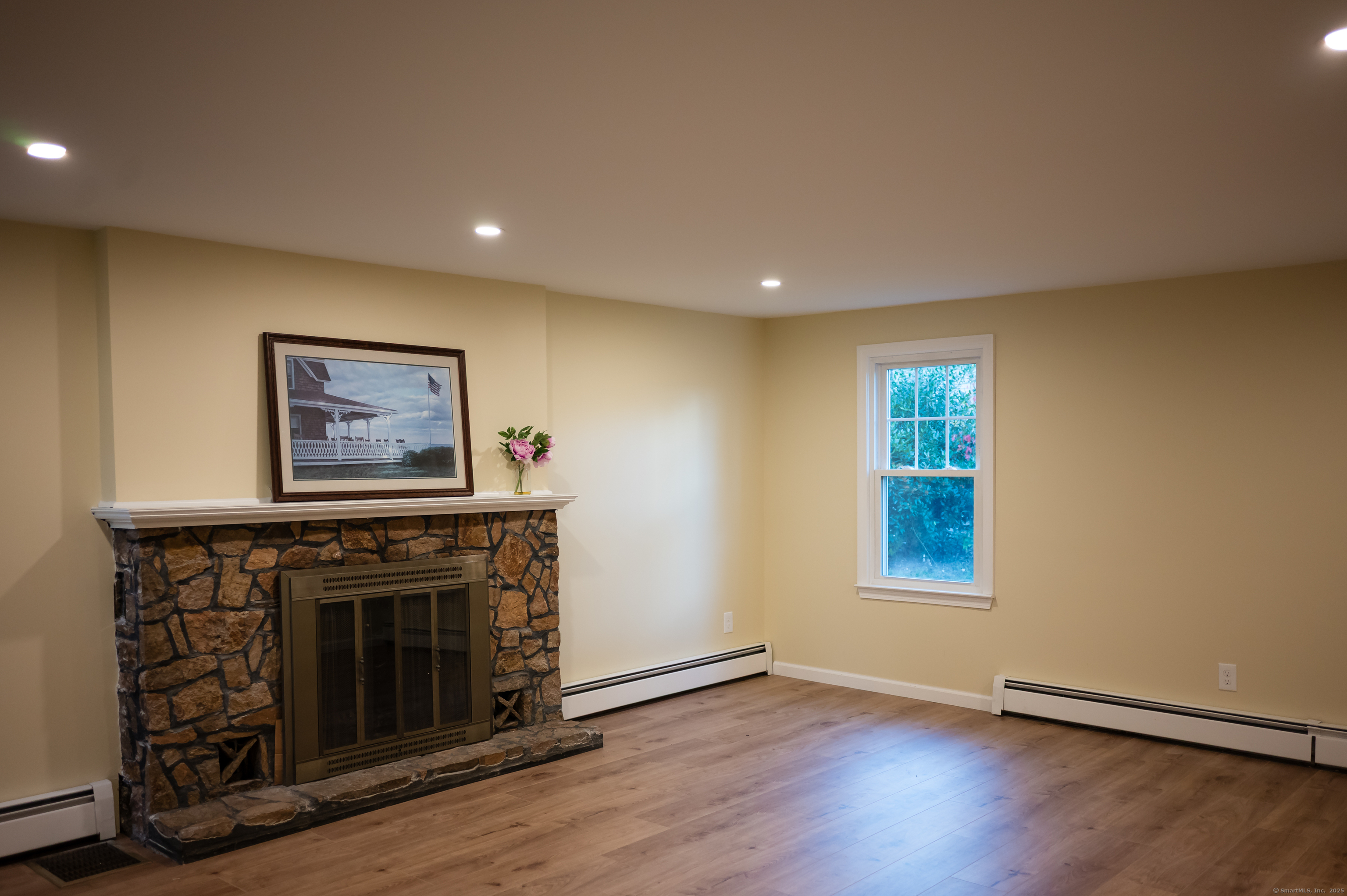 10 Eli Yale Terrace Branford CT 06405