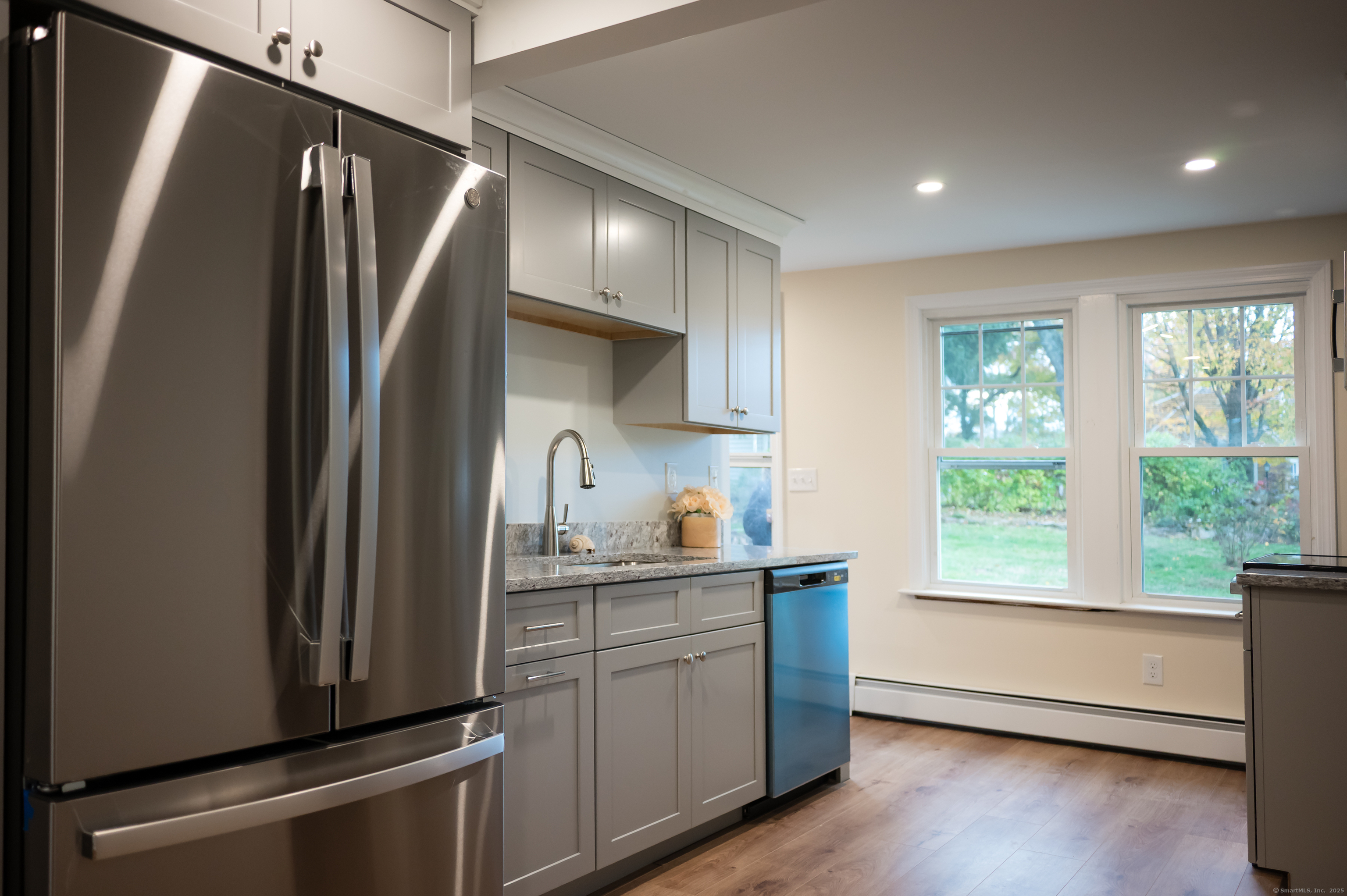 10 Eli Yale Terrace Branford CT 06405