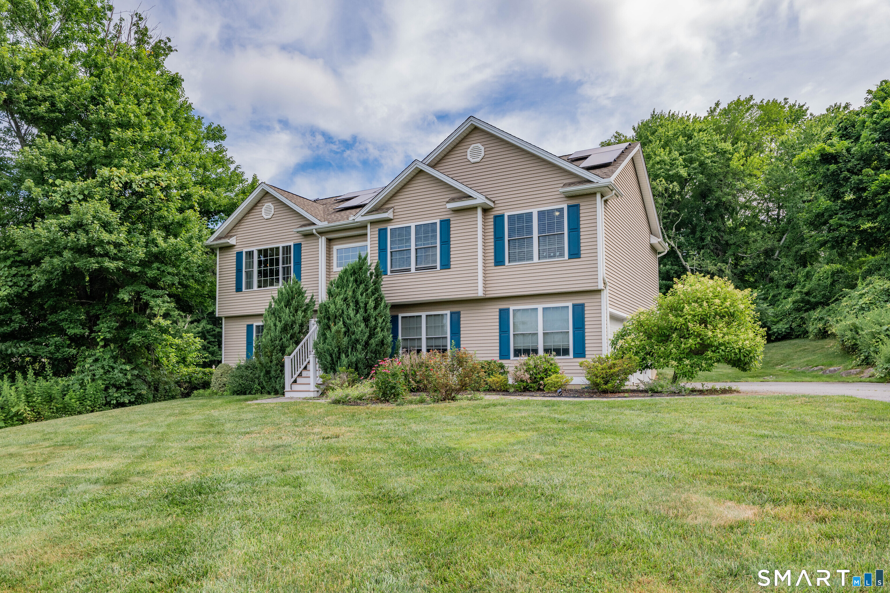122 Uconn Drive Burlington CT 06013
