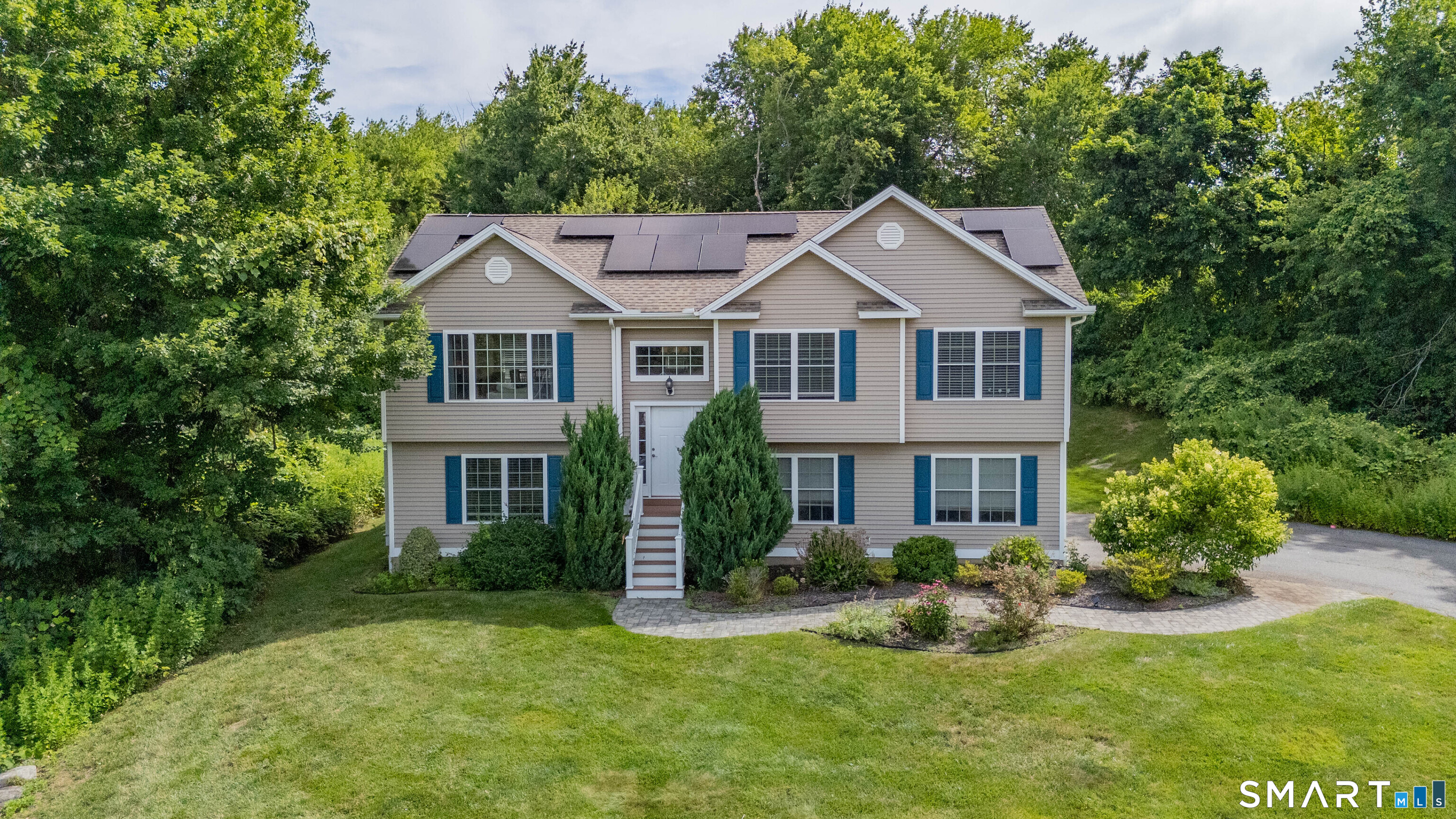 122 Uconn Drive Burlington CT 06013