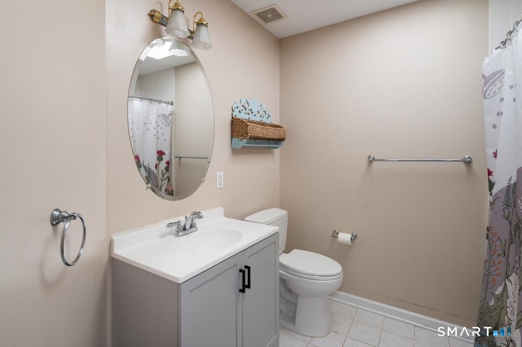 4 Fleetwood Lane Brookfield CT 06804