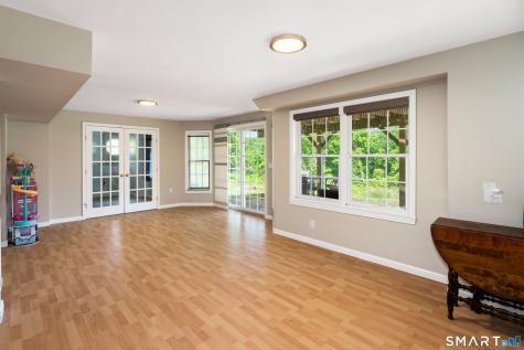 4 Fleetwood Lane Brookfield CT 06804