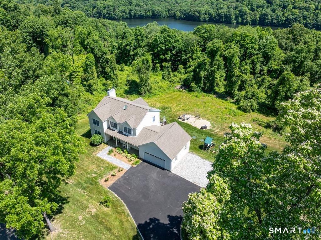 4 Fleetwood Lane Brookfield CT 06804