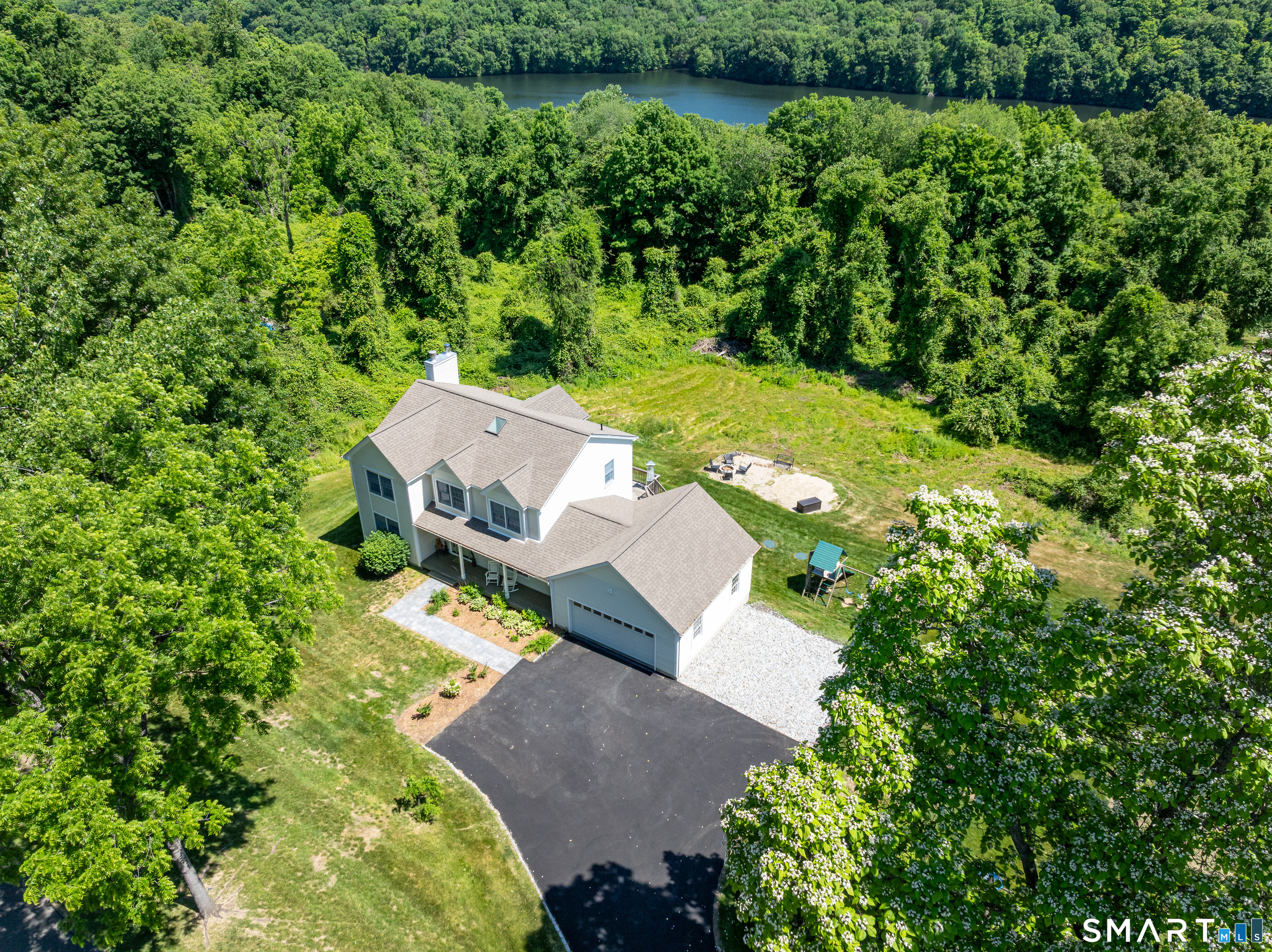 4 Fleetwood Lane Brookfield CT 06804