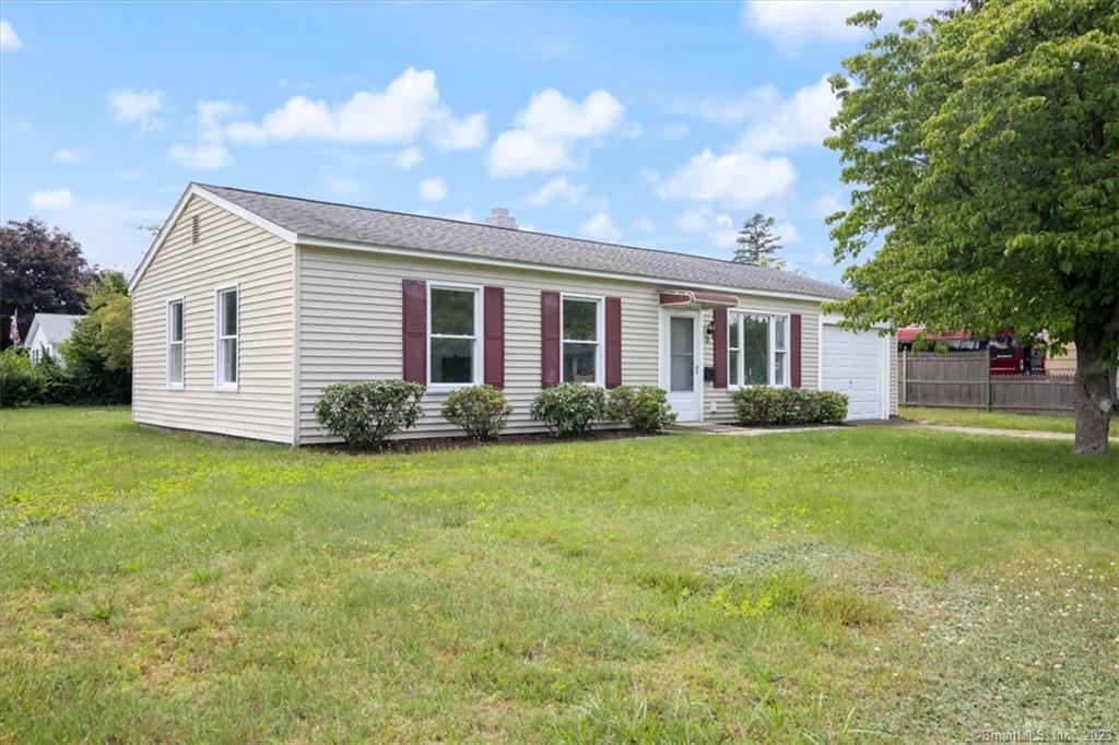 32 Manwaring Road Norwich CT 06360