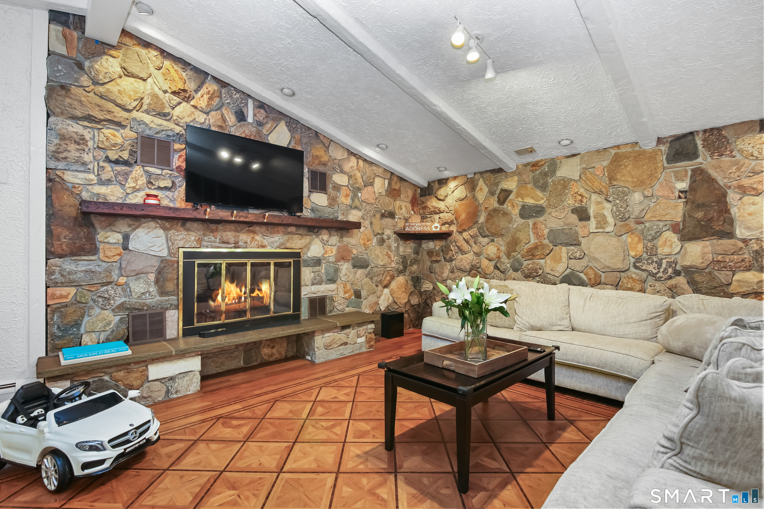 244 Strobel Road Trumbull CT 06611