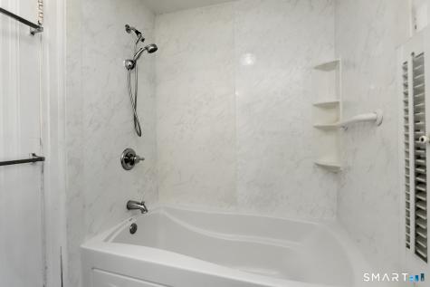 112 Elmer Avenue Hamden CT 06514